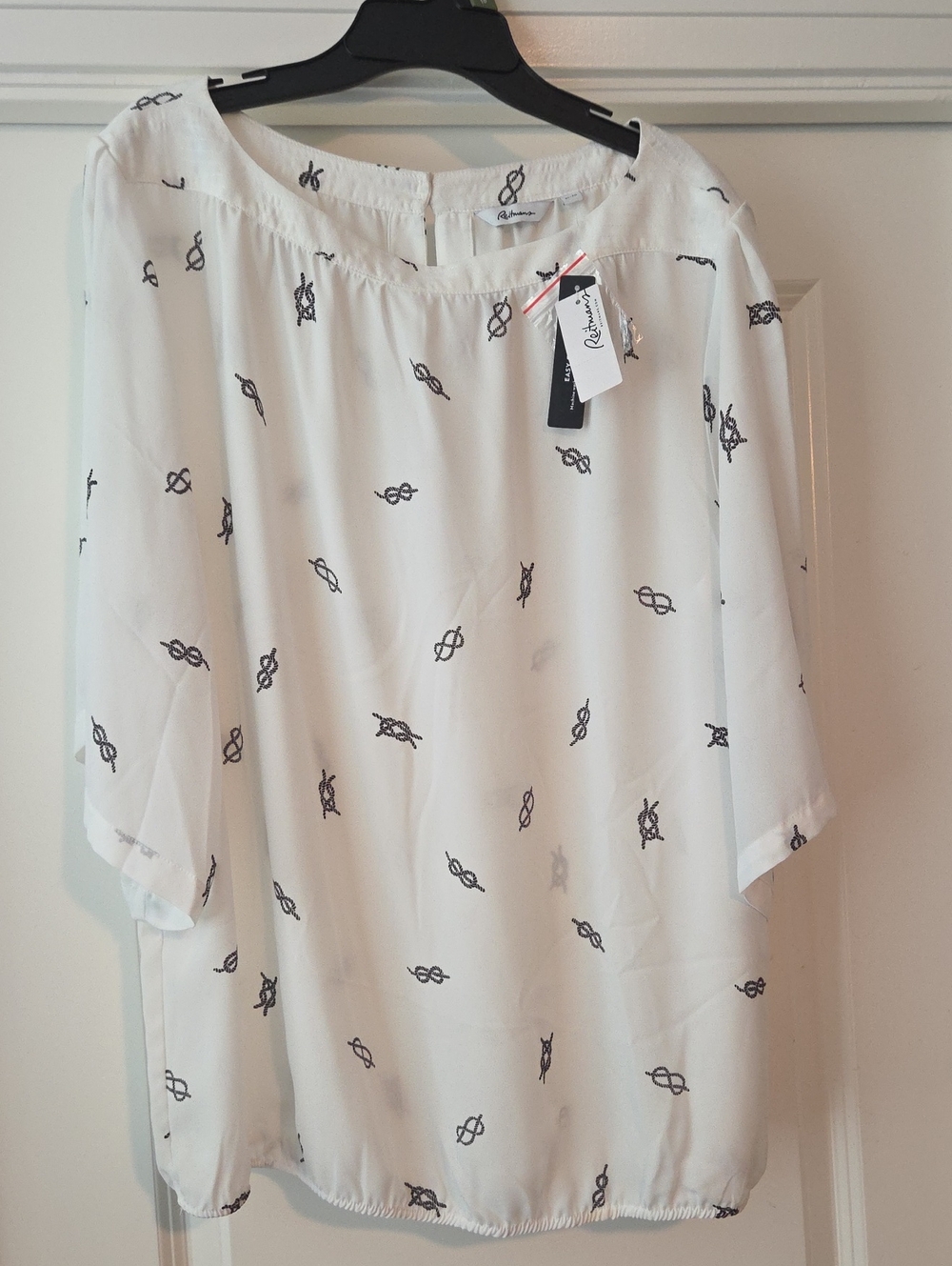Reitmans White Blouse with Black Knot Print